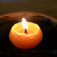 Load image into Gallery viewer, Celtic Knot and Ribbon Beeswax Candles