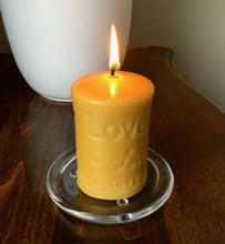 Load image into Gallery viewer, Beeswax Love Candle