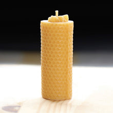 Load image into Gallery viewer, Solid Honeycomb Beeswax Candles
